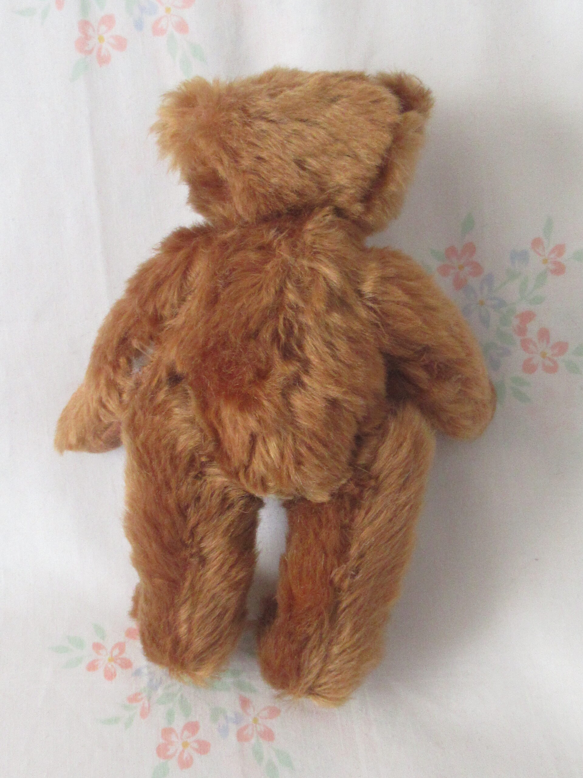 Old Friends - Pat Castra - 9 Inch Brown Jointed Teddy Bear - Image 3