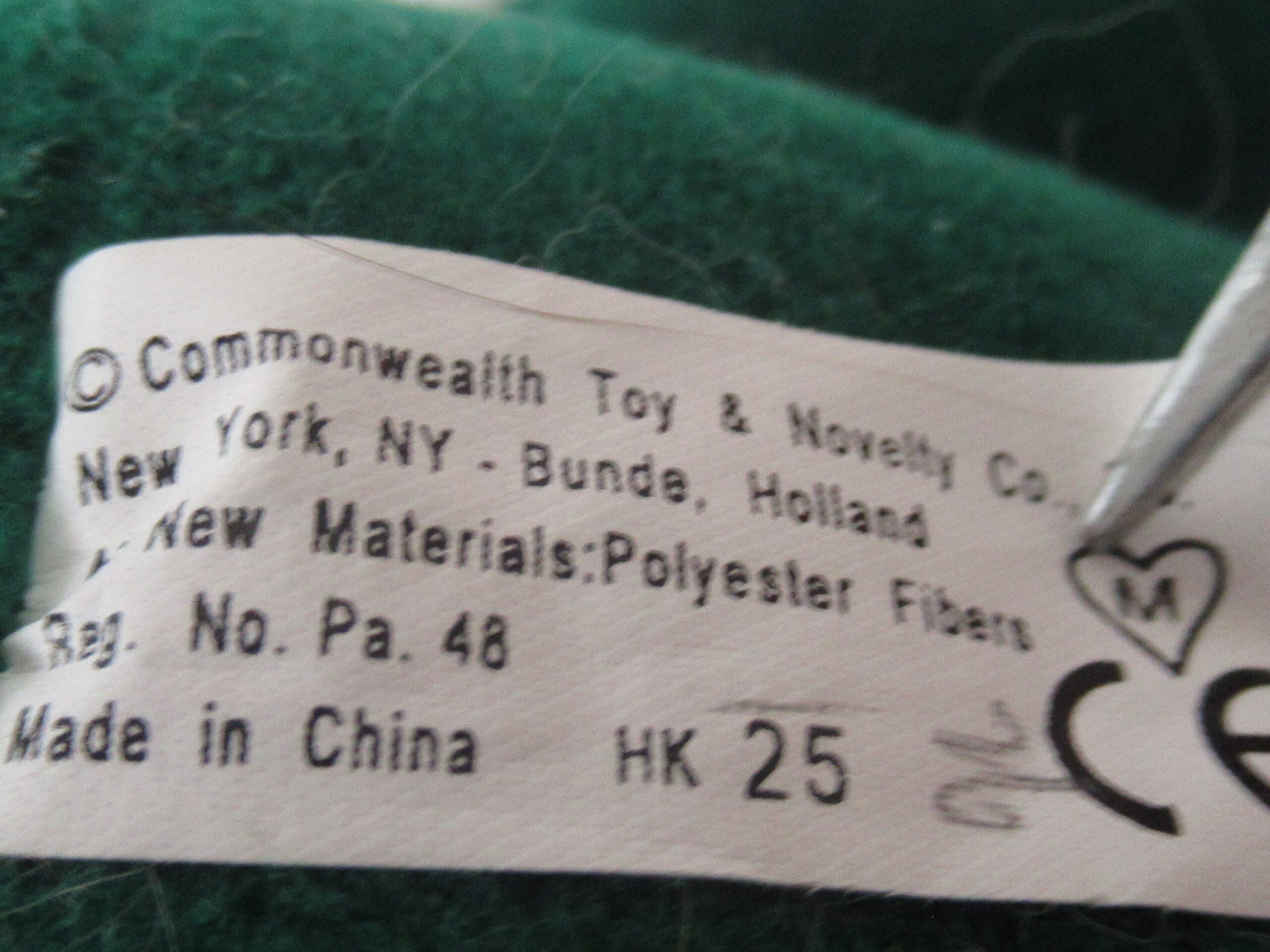 Lot of 2 Teddy Bears - Commonwealth and Smile - Image 17