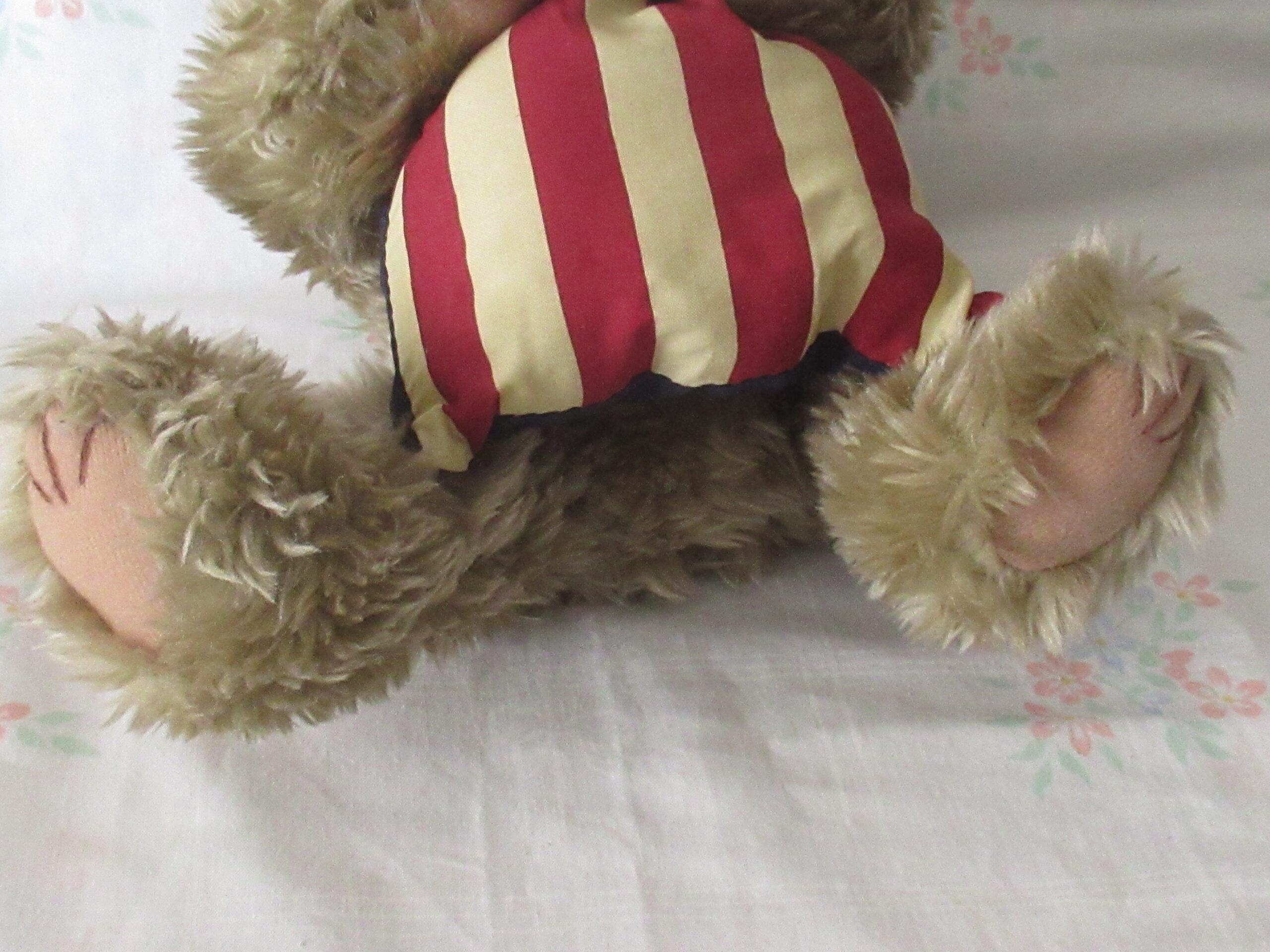 Crazy Mountain Sitting Teddy Bear with Flag Pillow - Image 4