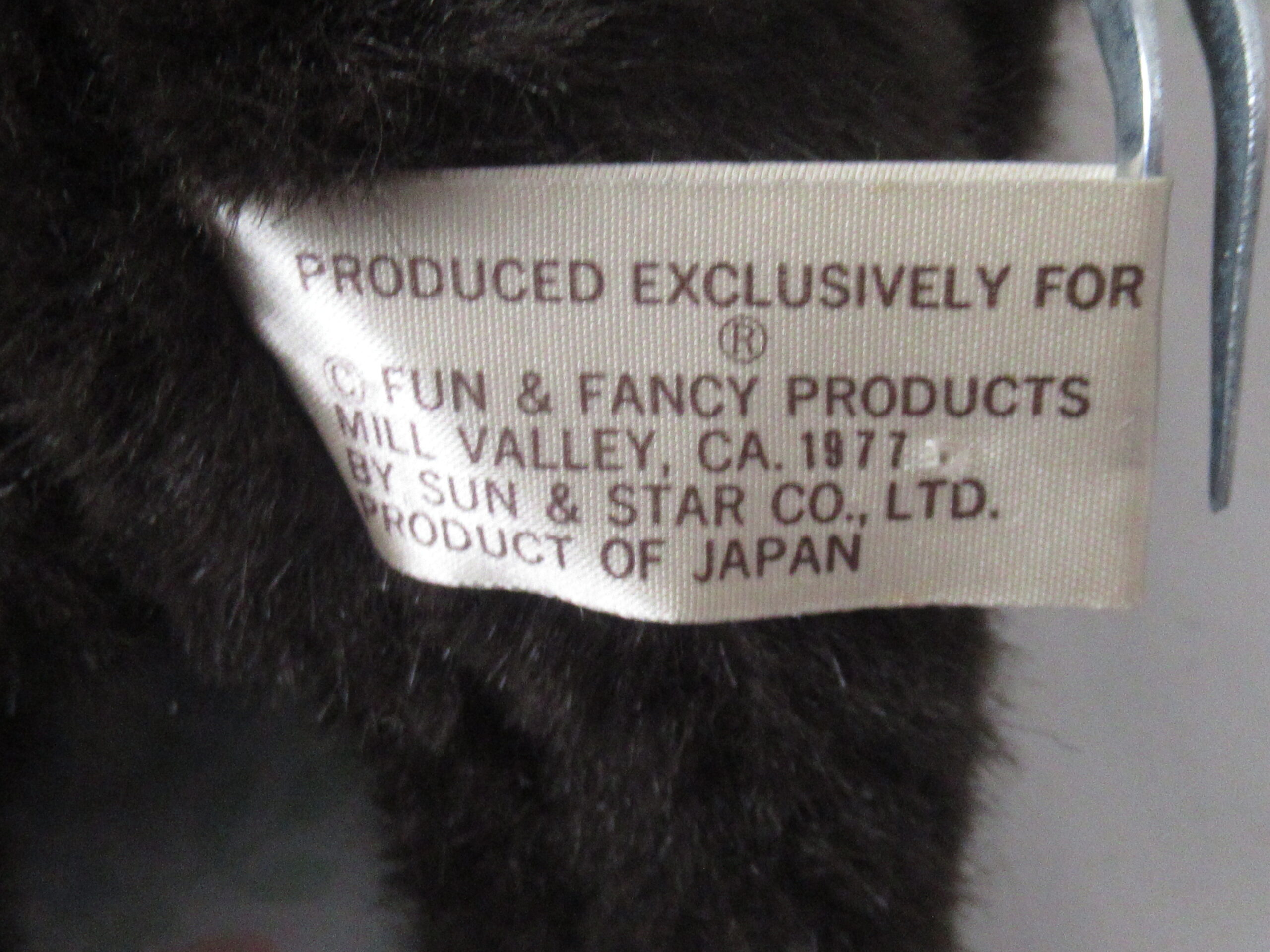 Lot of 2 Sitting Bears - Daisy Toys and Sun & Star - Image 13